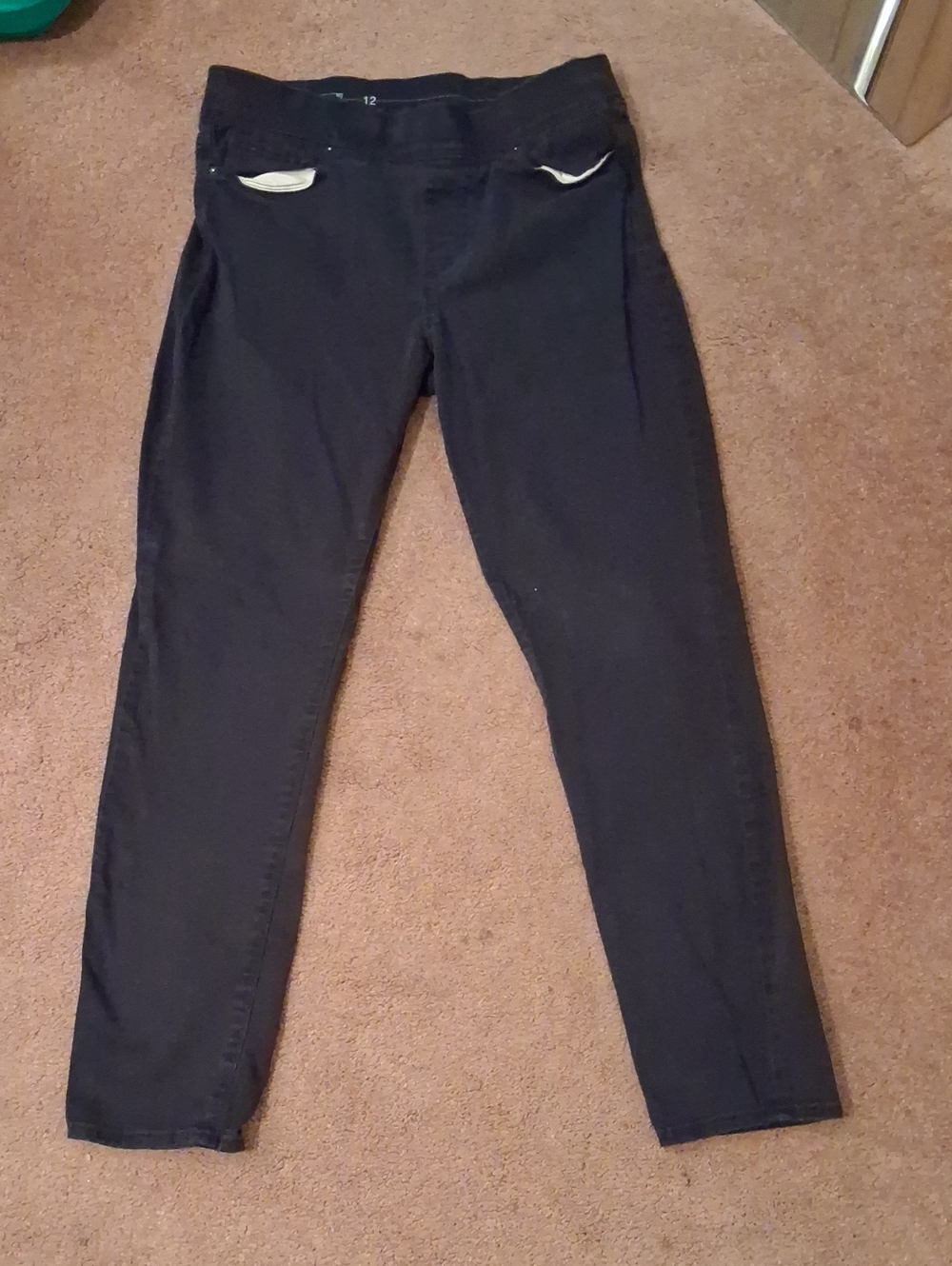 Levi's Women's Dark Black Skinny Jeans